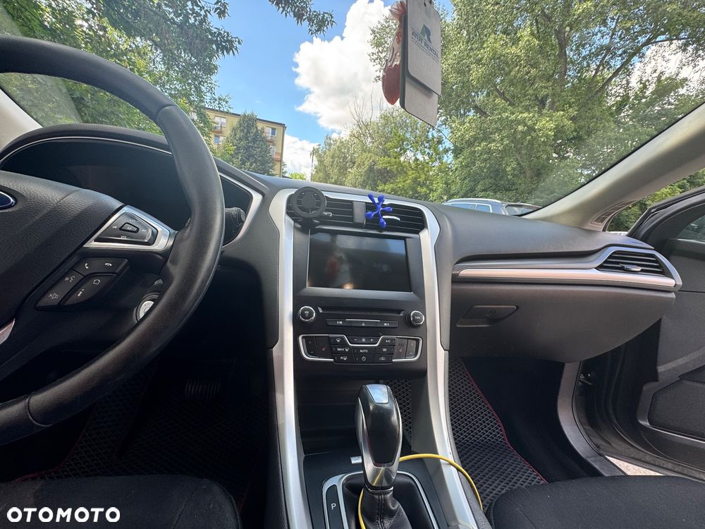 Ford Mondeo 2.0 TDCi Silver X (Amb Plus) PowerShift - 11