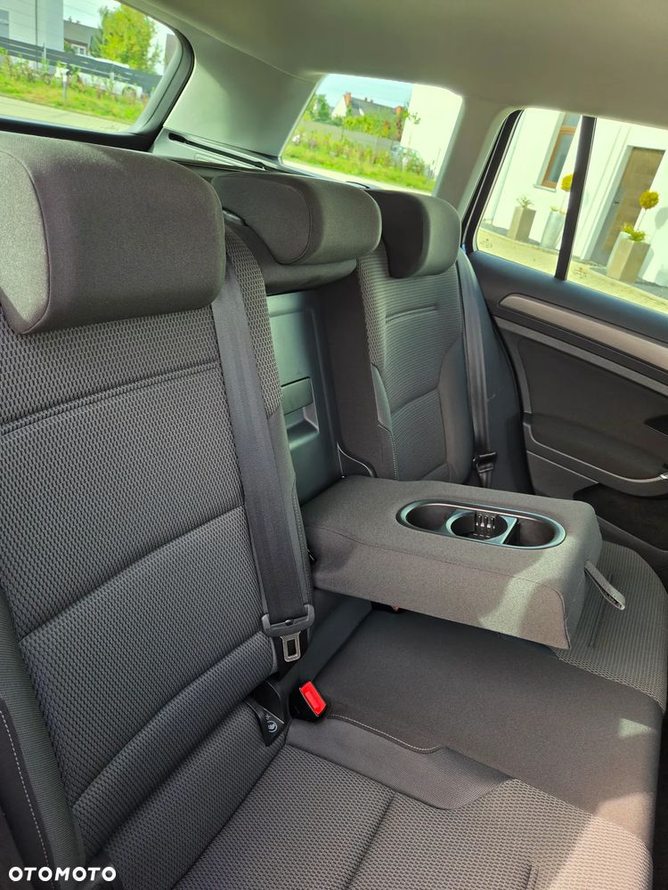 Volkswagen Golf 1.6 TDI Comfortline - 11