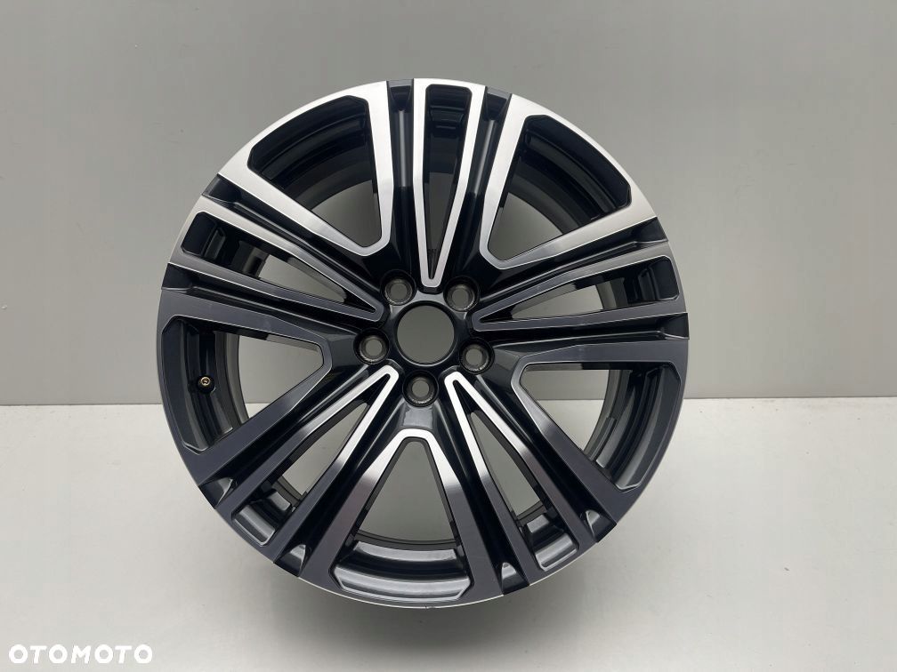 FELGA SEAT ARONA 6,5J 17 ET48 6F9601025A - 1