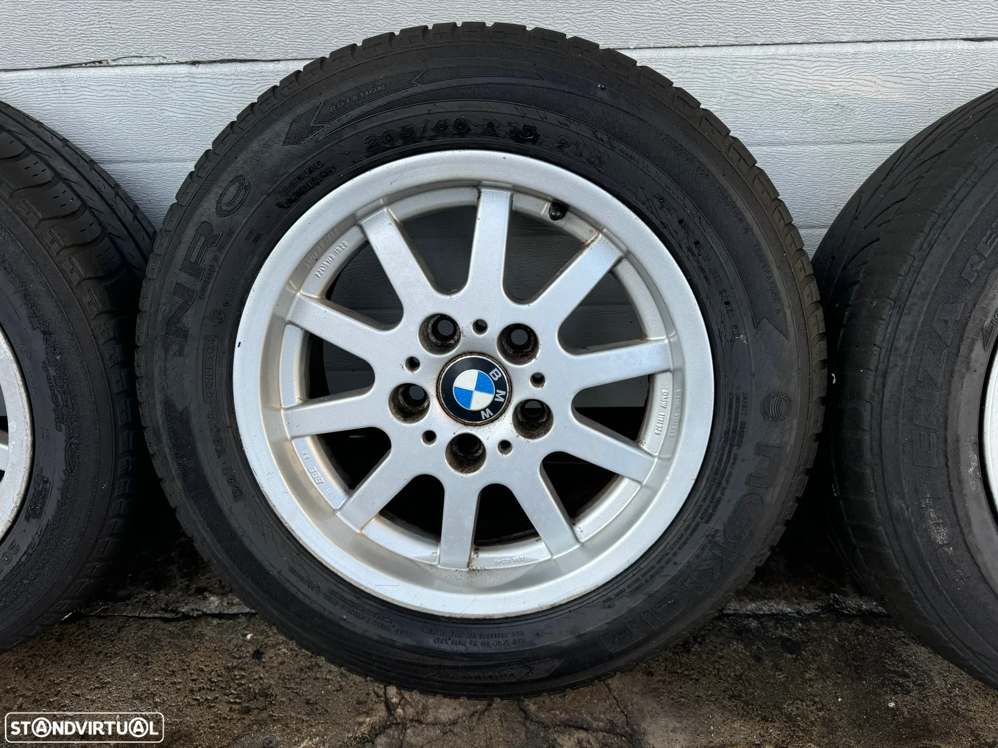 4 Jantes BMW+ 4 Pneus 205/60 R15 - 3