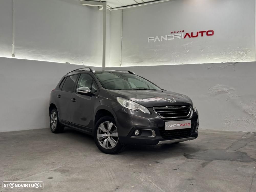 Peugeot 2008 1.2 PureTech Style - 1