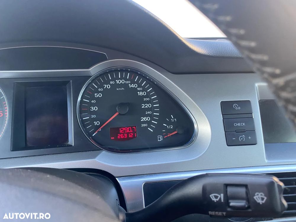 Audi A6 2.0 TDI - 7