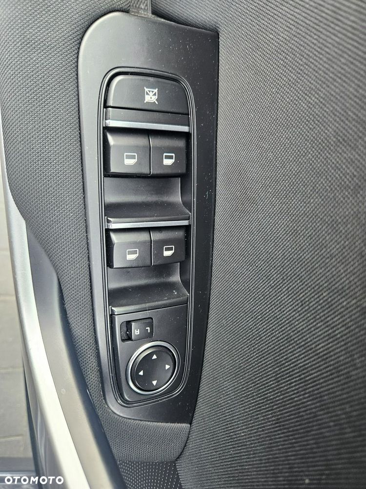 Kia Ceed - 16