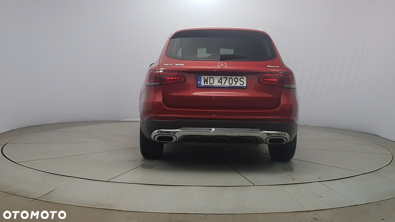 Mercedes-Benz GLC - 6