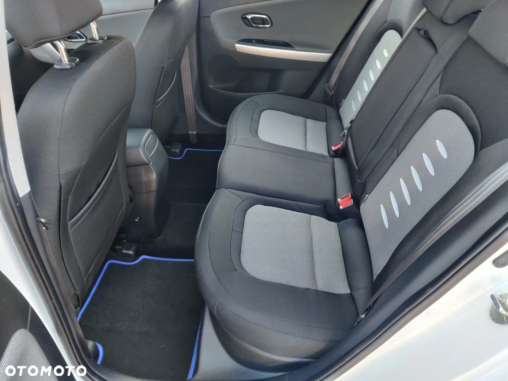 Kia Ceed 1.4 CRDi 90 Vision - 21