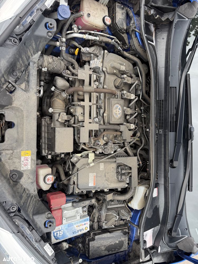 Toyota C-HR - 12