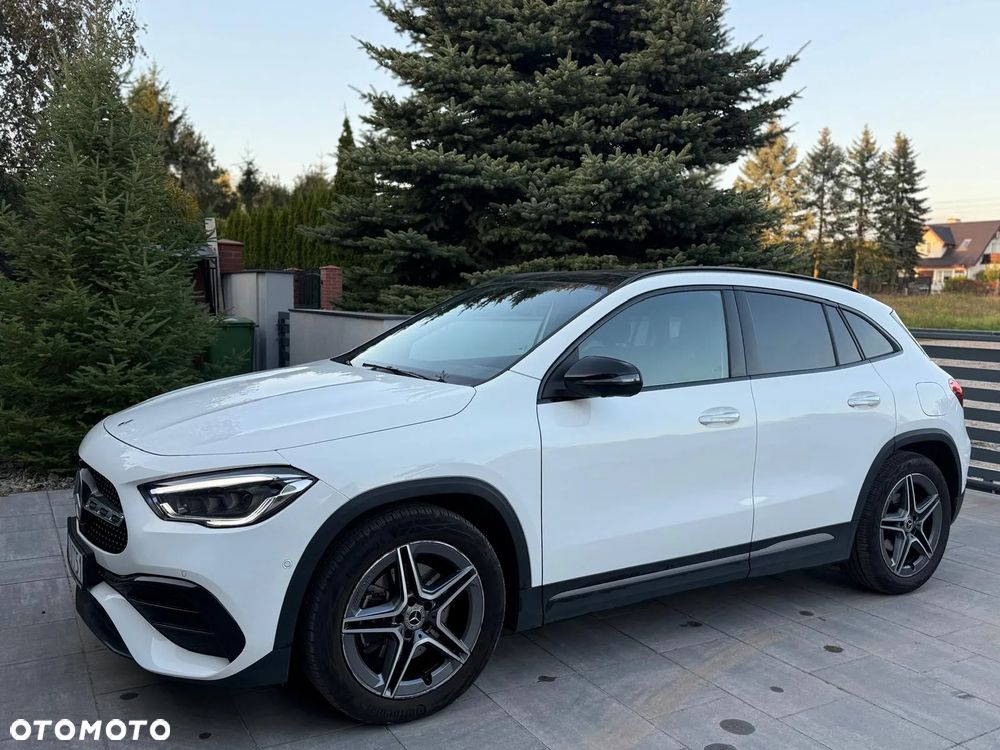 Mercedes-Benz GLA 200 AMG Line - 8