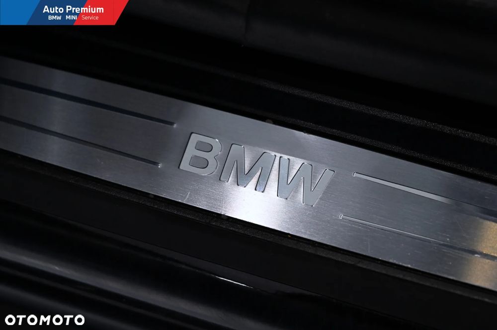 BMW X1 xDrive20d Sport Line - 24