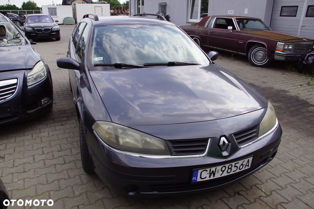 Auto na części - Renault Laguna II Lift 1.9 DCI 110 KM F9Q674 PK6068 TEB66 2005R Silnik Skrzynia Drzwi Maska Błotnik Zderzak Klapa Lampa Lusterko Klamka Szyba Deska Kokpit Sterownik Moduł Czujnik Licznik Wyświetlacz Panel Kierownica - 8