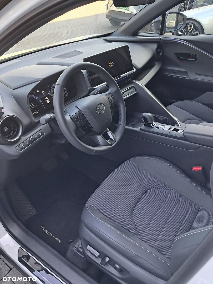 Toyota C-HR - 5