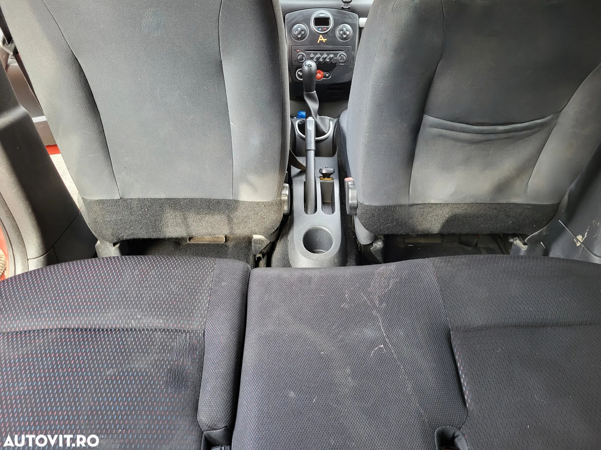 Renault Clio - 10
