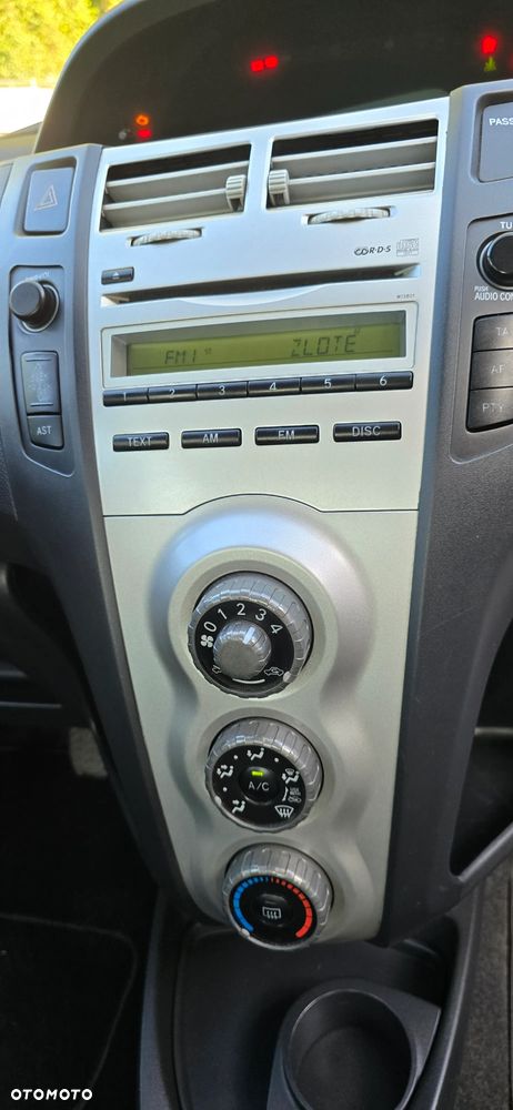 Toyota Yaris 1.0 Luna A/C - 10