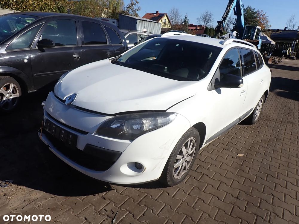 CZĘŚCI - Renault Megane III 3 1,5DCI 110KM K9K846 6B TL4056 KOMBI LAKIER 0V369 2011r. INDEX - 9092 - 1