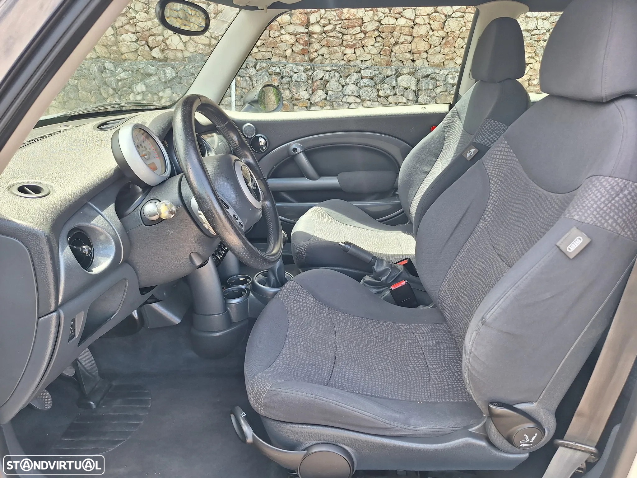 MINI 3 Portas One 1.4 D - 11