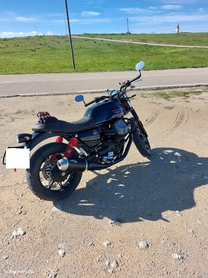 Moto Guzzi V7 - 8