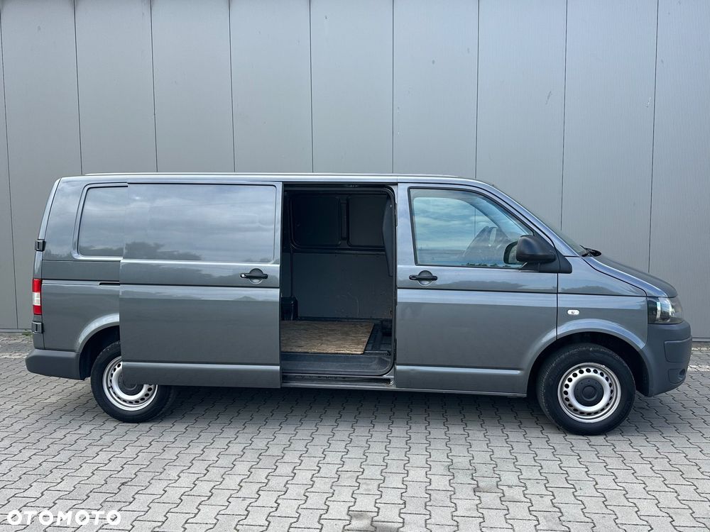 Volkswagen T5 - 3