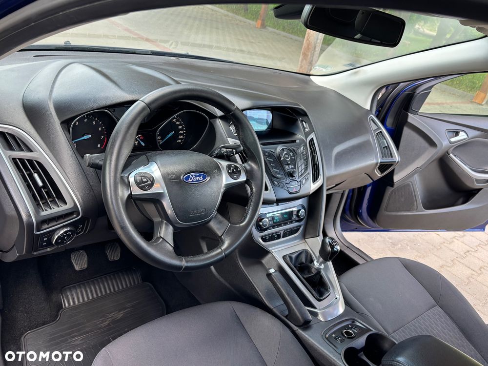Ford Focus 1.0 EcoBoost Start-Stopp-System Ambiente - 13