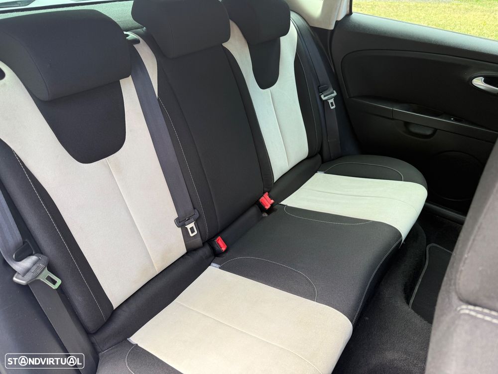 SEAT Leon 2.0 TDI FR - 8