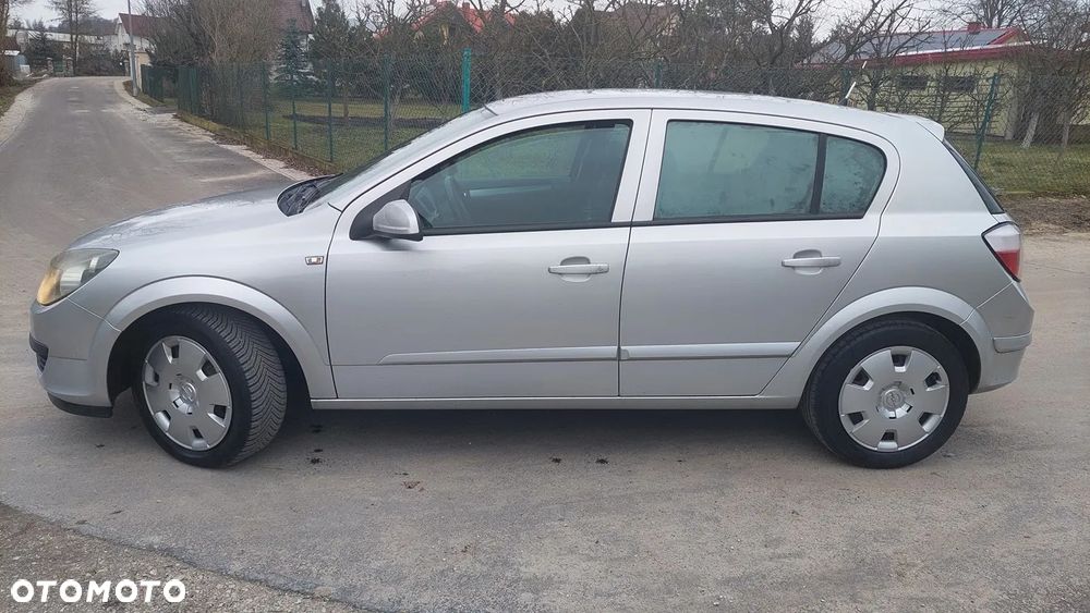 Opel Astra - 2