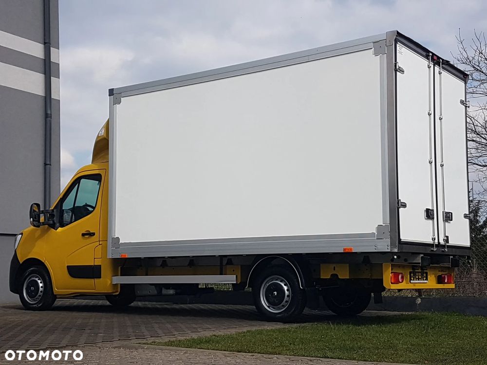 Renault MASTER KONTENER 8EP 4,21x2,23x2,22 KLIMA MANUAL  6-BIEGÓW KRAJOWY DMC 3500KG - 28