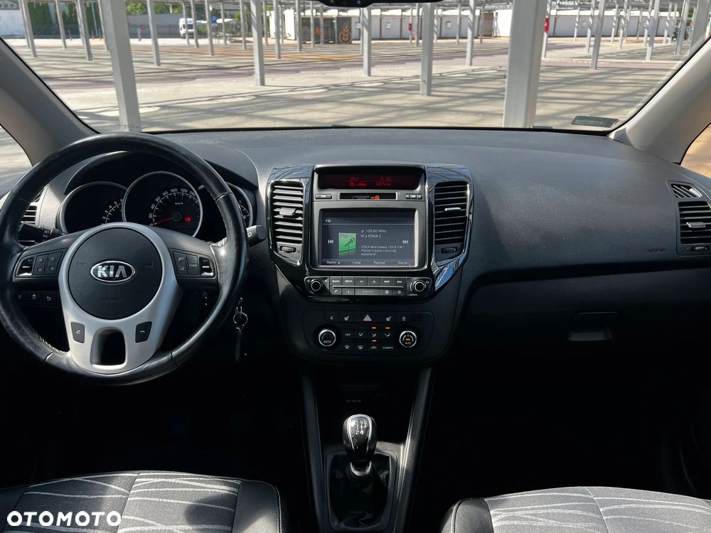 Kia Venga 1.4 Business Line - 17