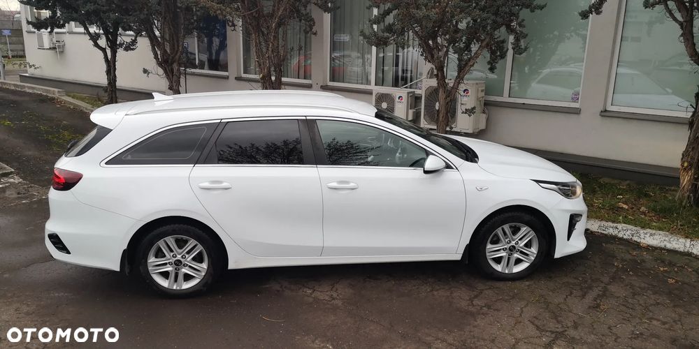 Kia Ceed 1.6 CRDi SCR L Business Line - 9