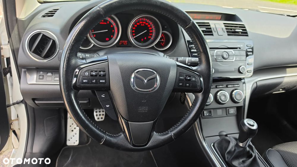 Mazda 6 2.0 Exclusive - 11