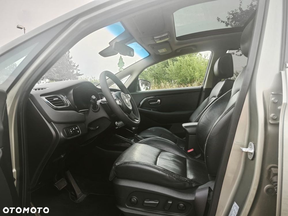 Kia Carens 1.7 CRDi XL 7os - 6
