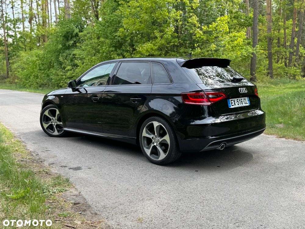 Audi A3 Sportback 1.6 TDI (clean diesel) S tronic S line Sportpaket - 22