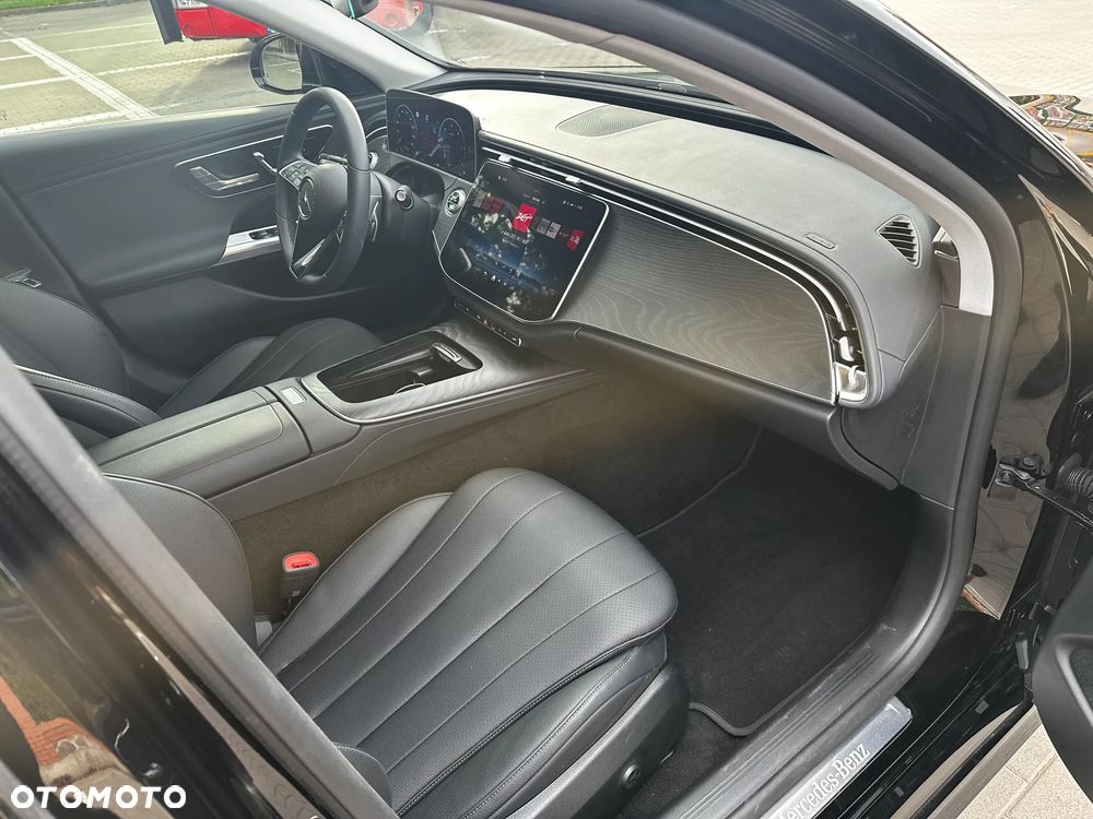 Mercedes-Benz Klasa E - 30