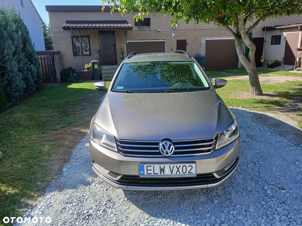 Volkswagen Passat 1.6 TDI DPF BlueMot Comfortline - 13