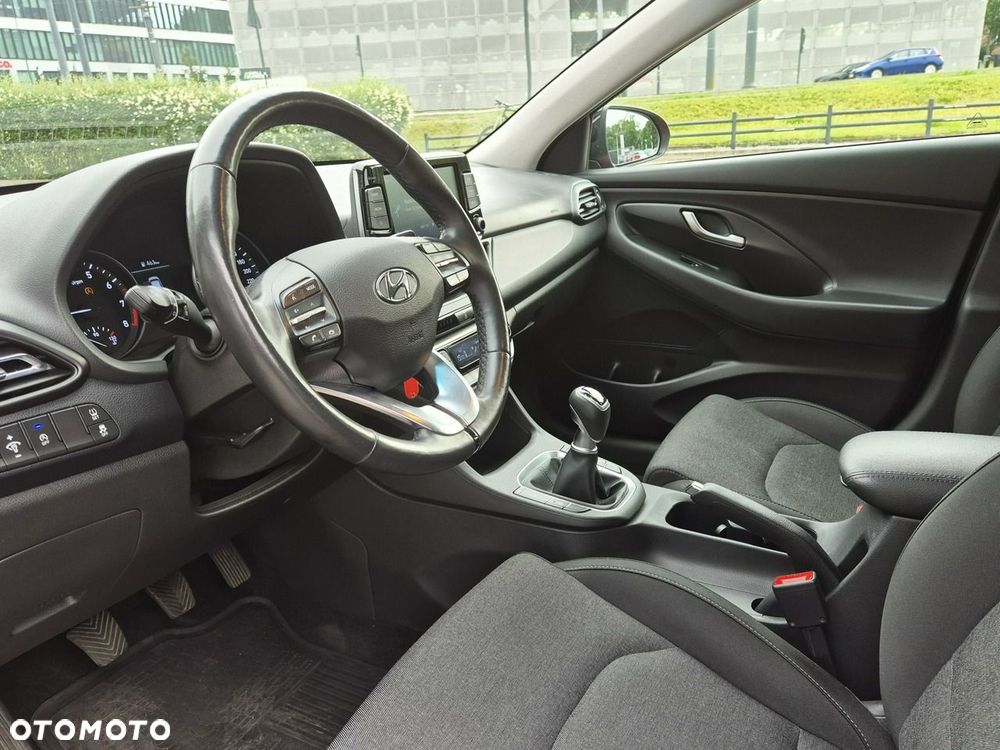 Hyundai i30 1.0 T-GDI Smart - 10