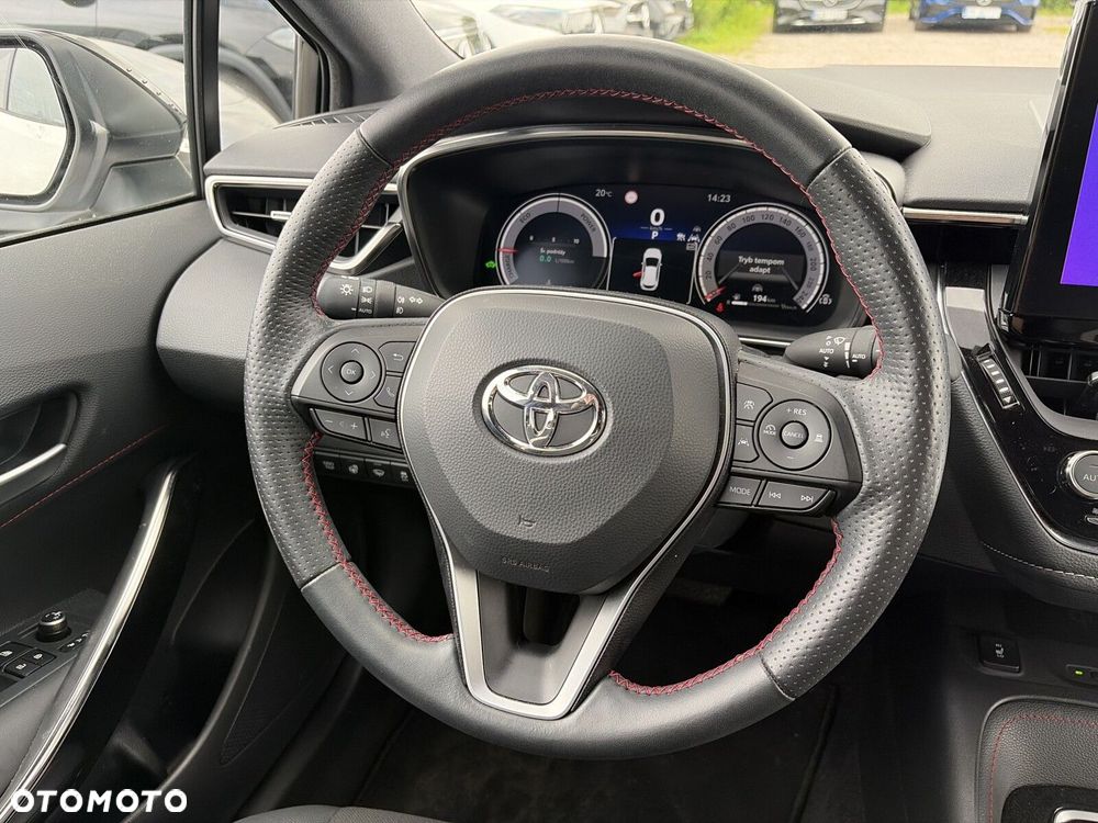 Toyota Corolla - 11