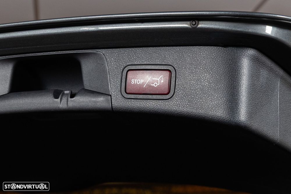 Mercedes-Benz C 220 d AMG Line - 9