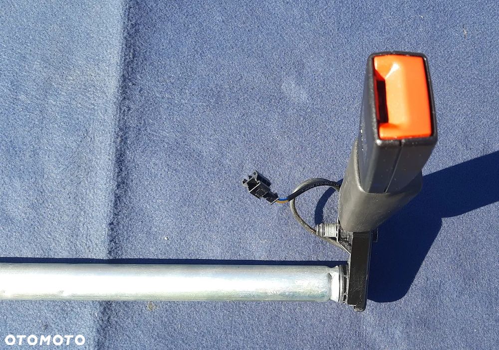 Mercedes S Klasa W222 W-222 napinacz dopinacz LEWY - 2