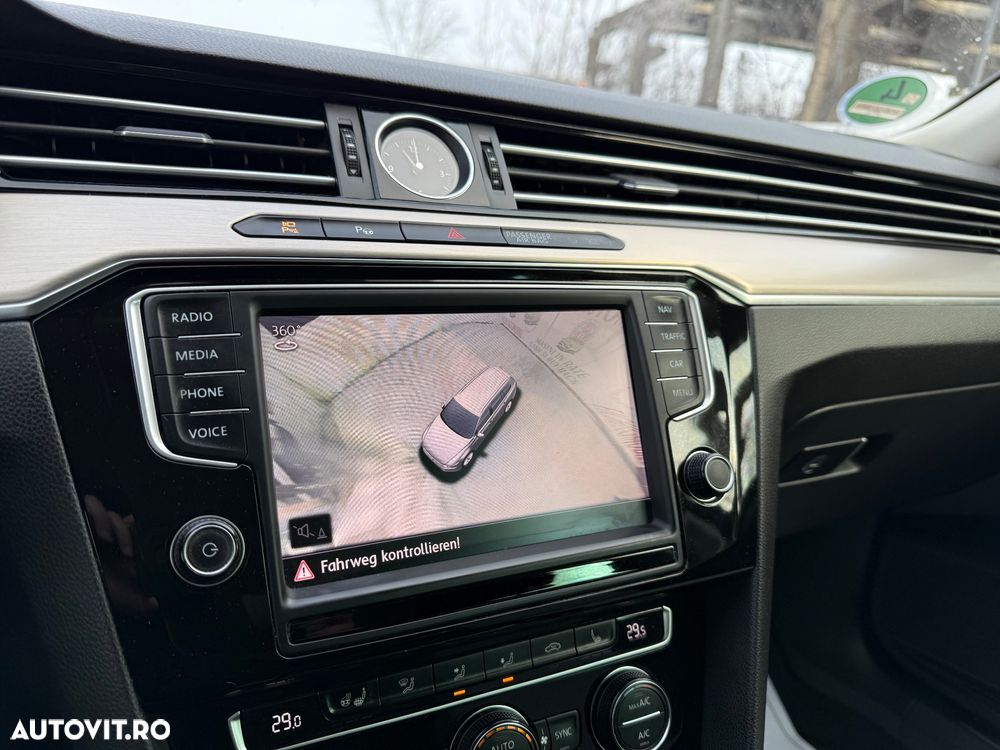 Volkswagen Passat 2.0 TDI SCR (BlueMotion Technology) 4Motion Highline - 21