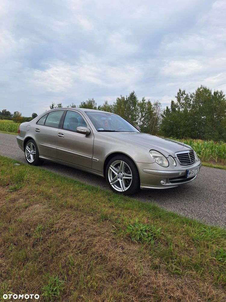 Mercedes-Benz Klasa E - 5