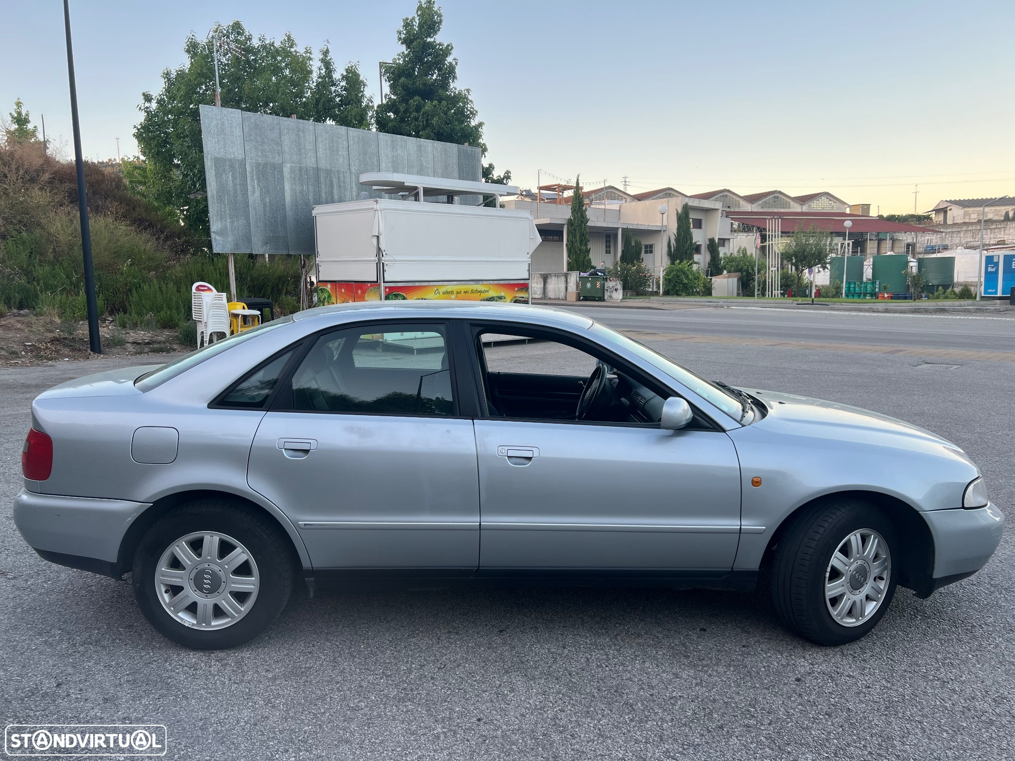 Audi A4 1.6 - 3