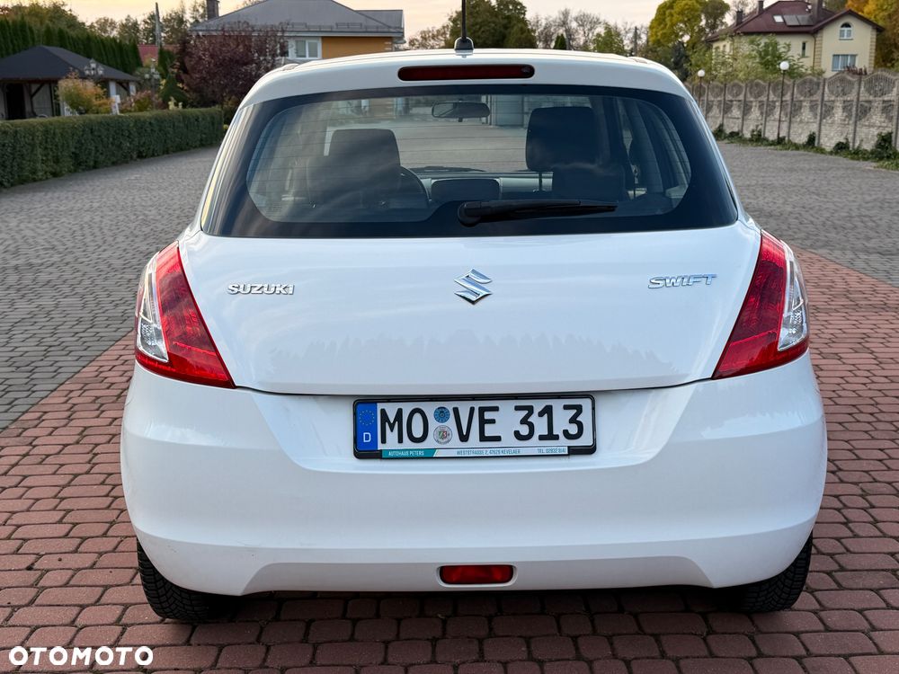 Suzuki Swift - 10