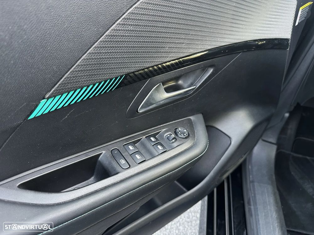 Peugeot e-208 Allure+ - 23