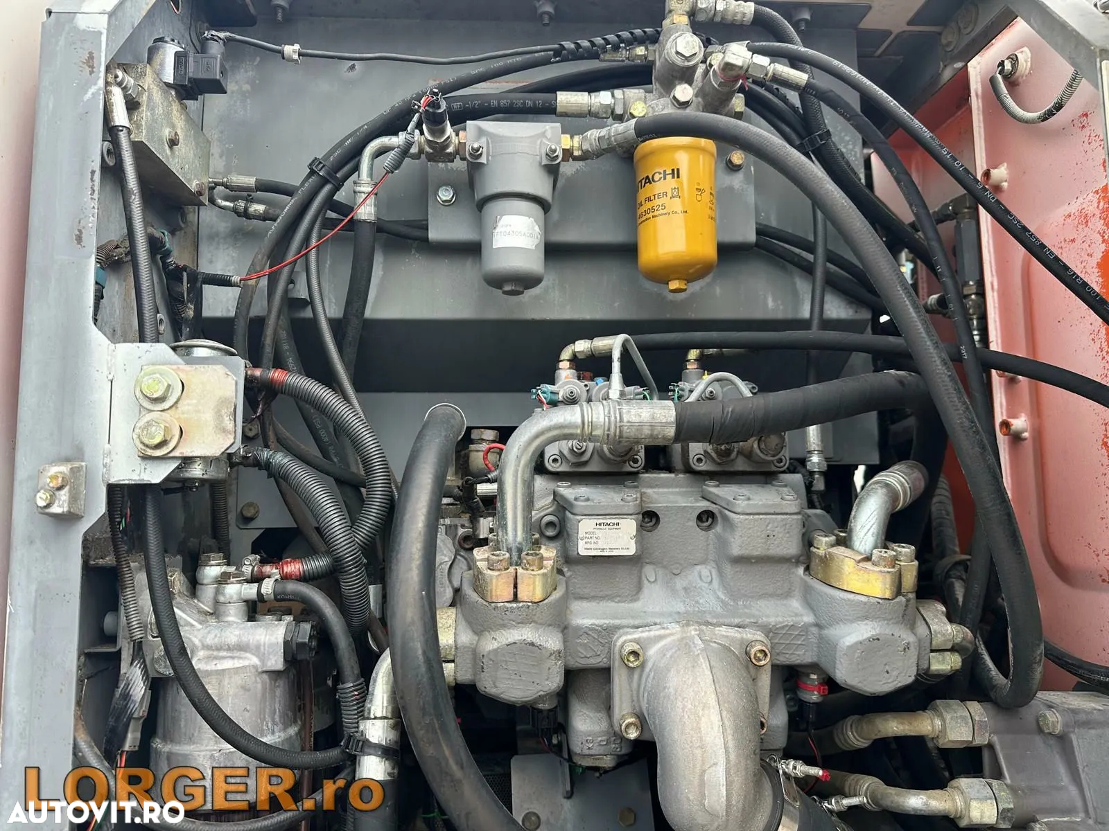 Hitachi ZX 140W-3 - 13