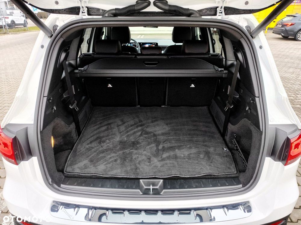 Mercedes-Benz GLB 220 d 4-Matic AMG Line 8G-DCT - 37