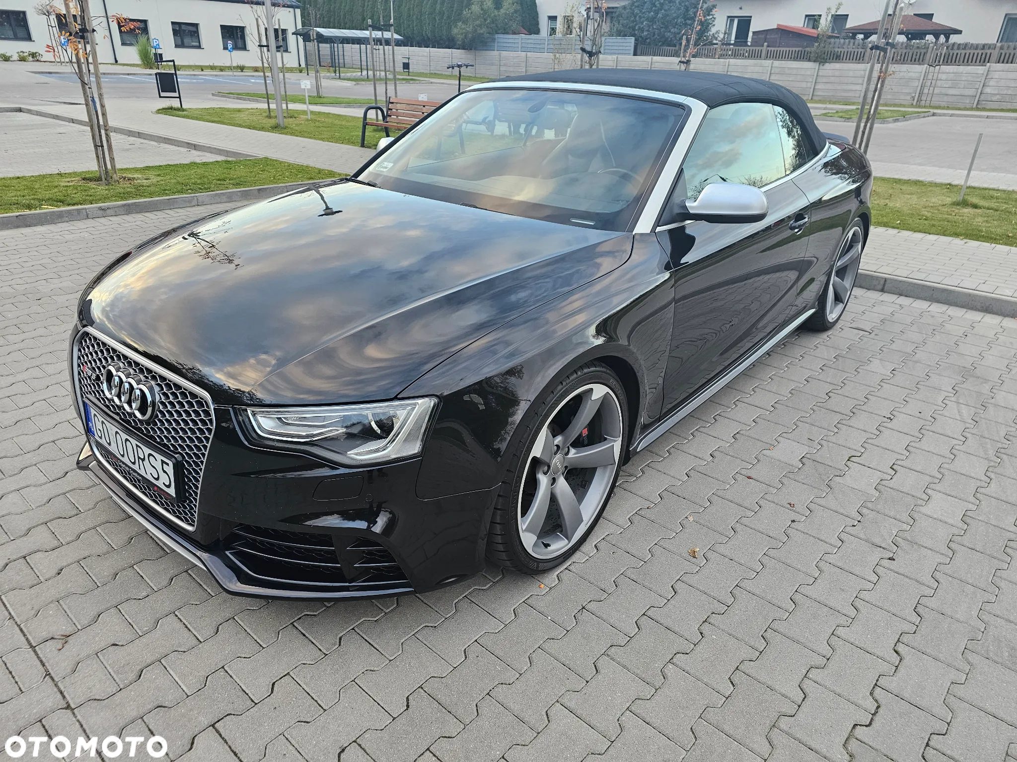 Audi RS5 Cabrio S tronic - 3