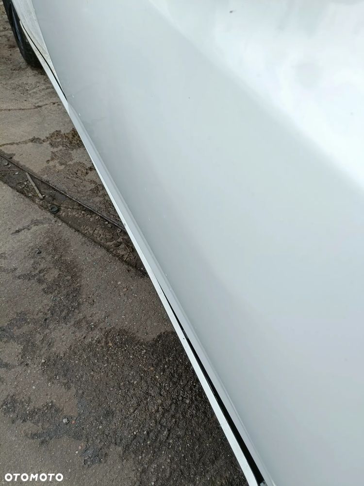 MAZDA 3 I BK 03-06 2005 r. SPORT drzwi prawy przód prawe przednie PP * - 15