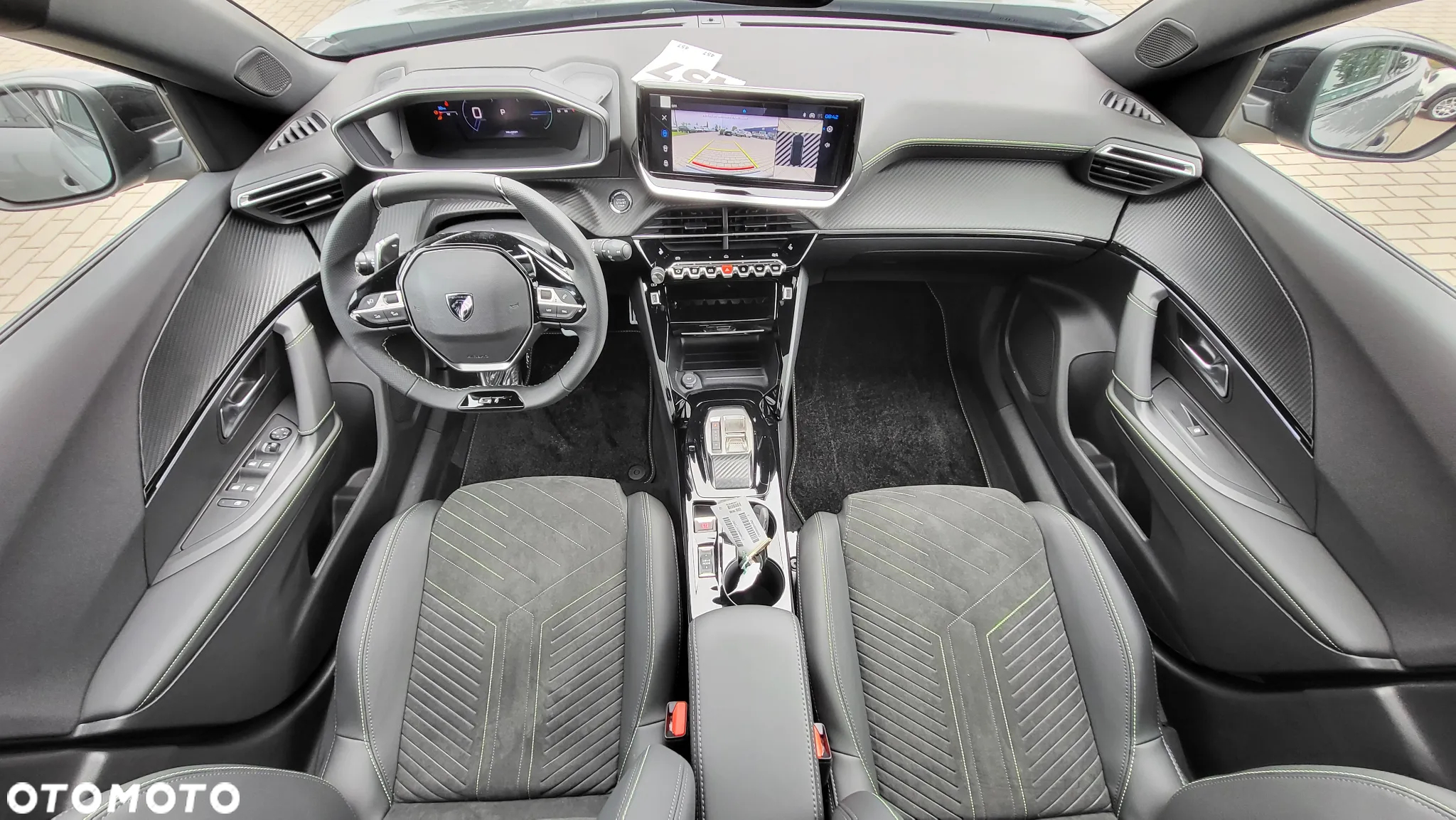 Peugeot 2008 PureTech mHEV GT e-DCS6 - 26