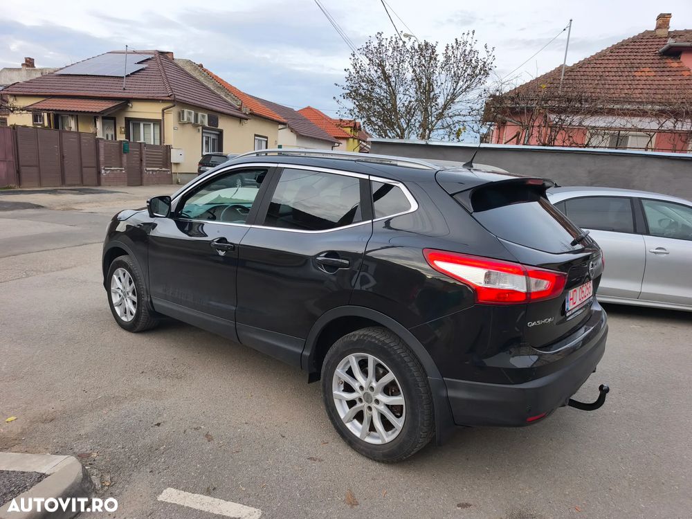 Nissan Qashqai 1.6 DCI TEKNA+ - 4