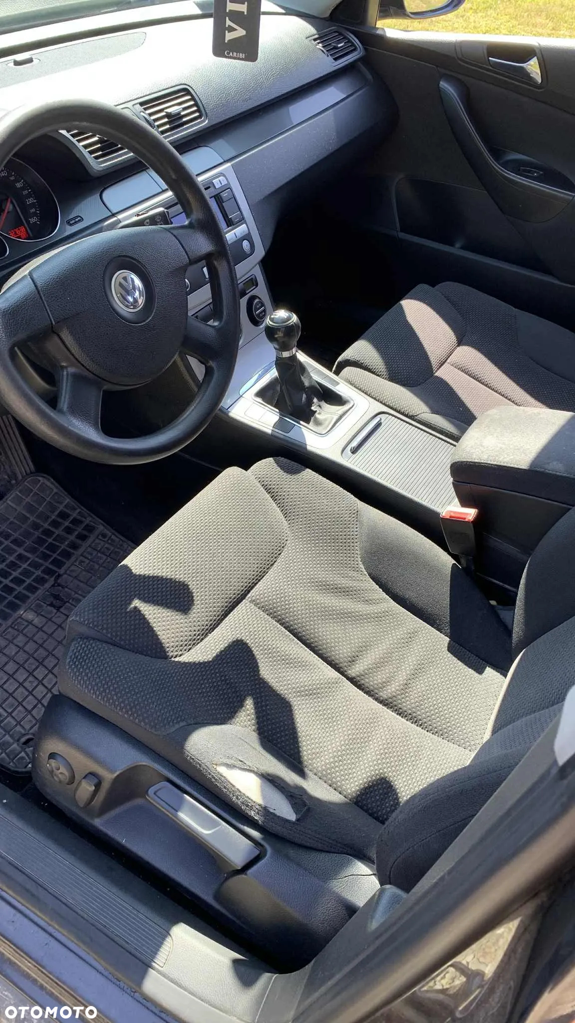 Volkswagen Passat 1.9 TDI Comfortline - 15