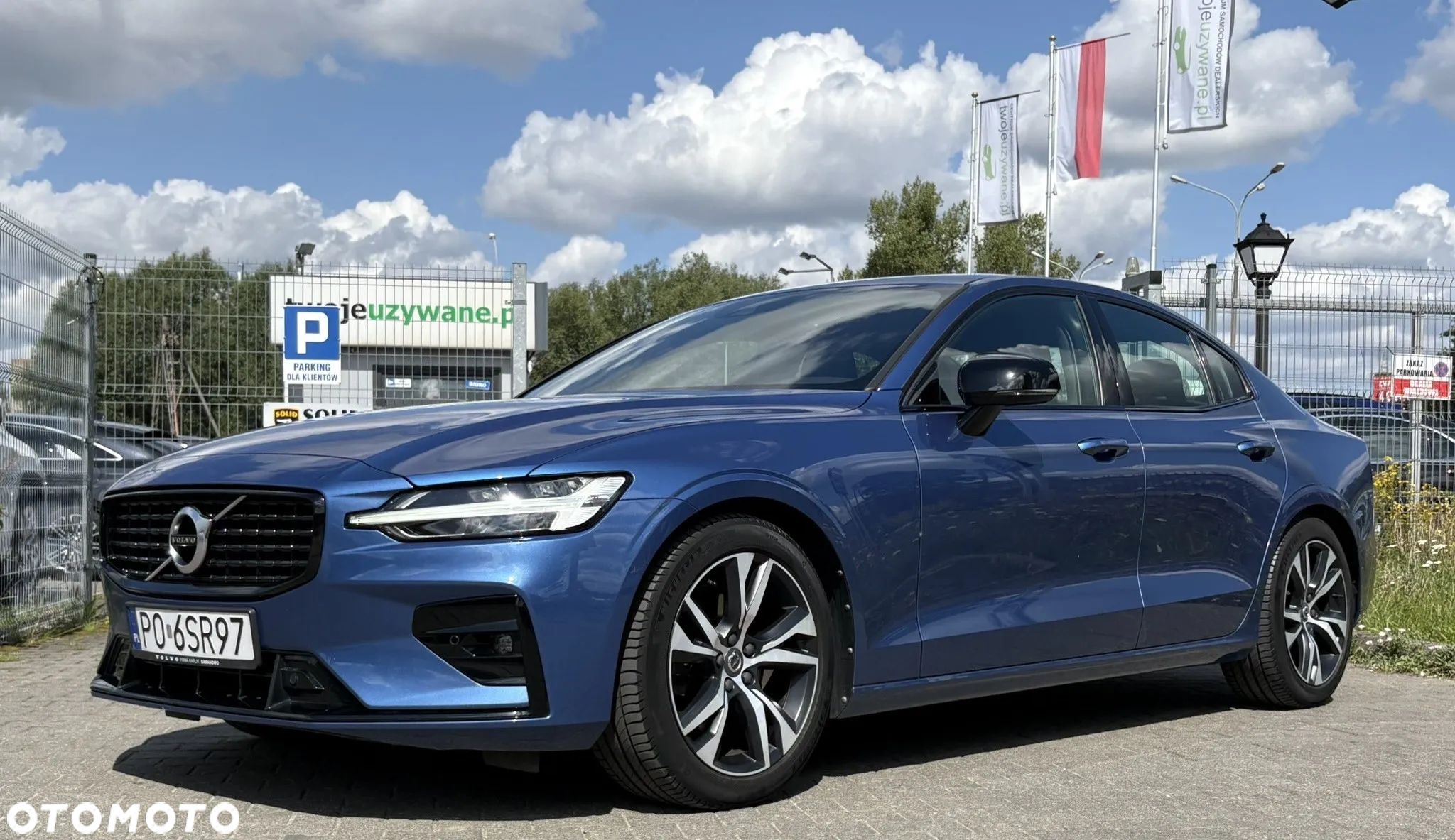 Volvo S60 B4 B R-Design - 1
