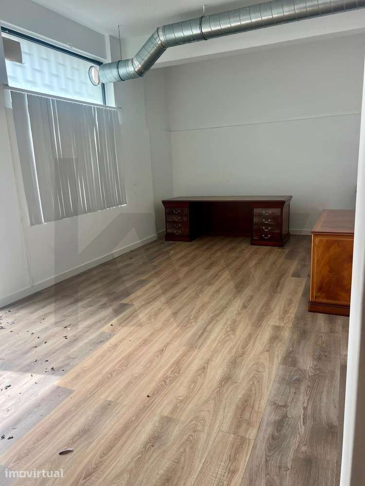 Loja Comercial em Odivelas – Excelente Oportunidade de Investimento o - Grande imagem: 4/17
