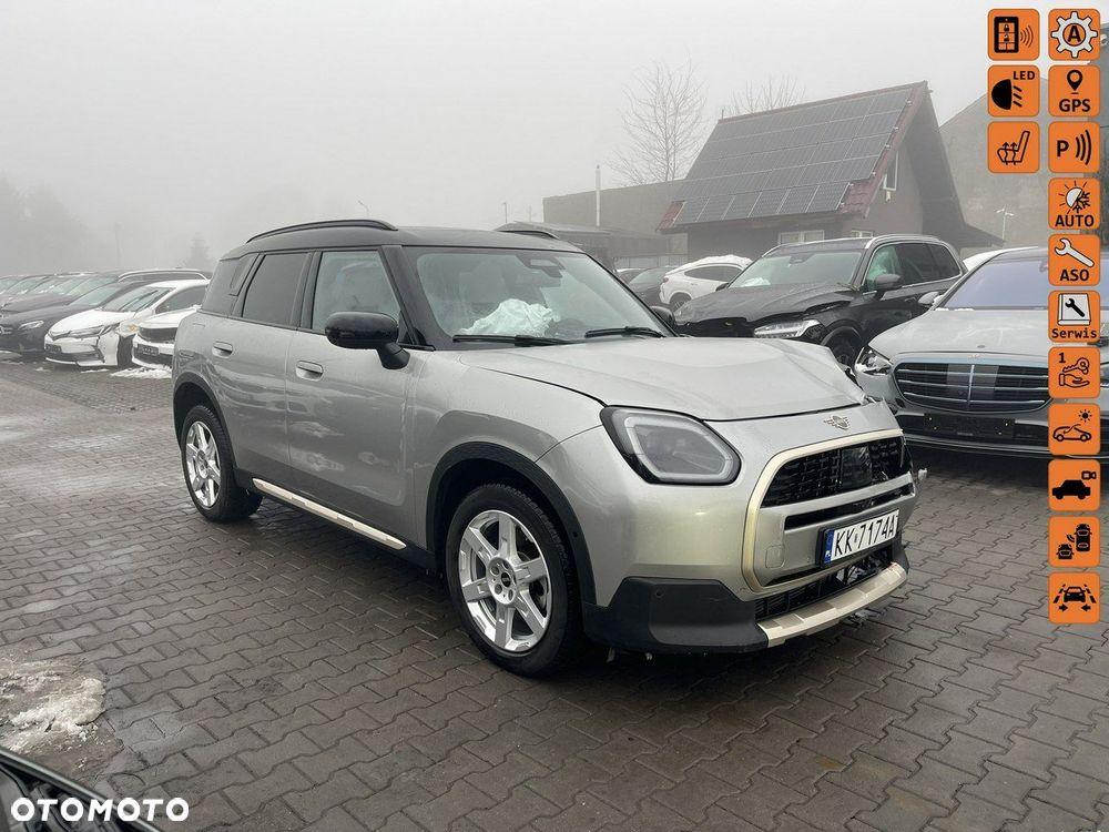 MINI Countryman C mHEV Linia Favoured - 1